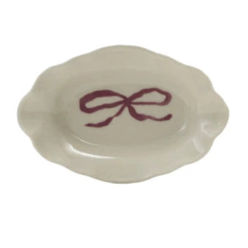 Scalloped Dish with Bow